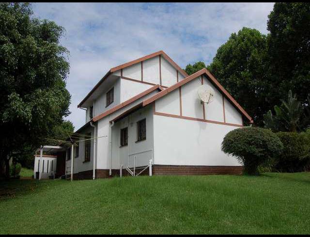 4 BEDROOM HOUSE FOR SALE IN HILLCREST PARK